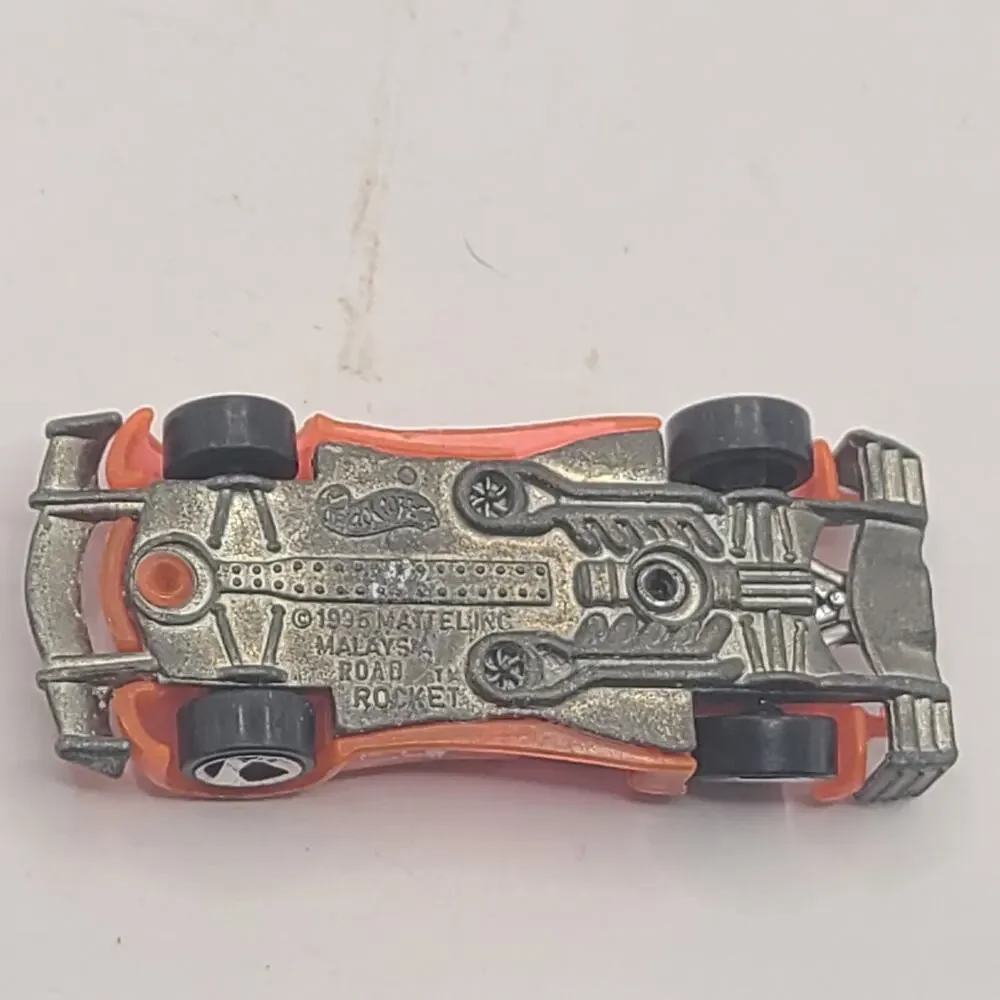 Hot Wheels 1995 Orange Road Rocket Made in Malaysia